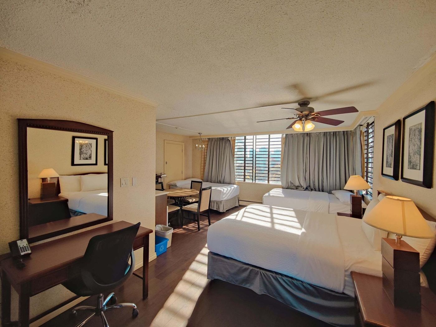 Divya-Sutra-Suites-on-Robson-Downtown-Room-9