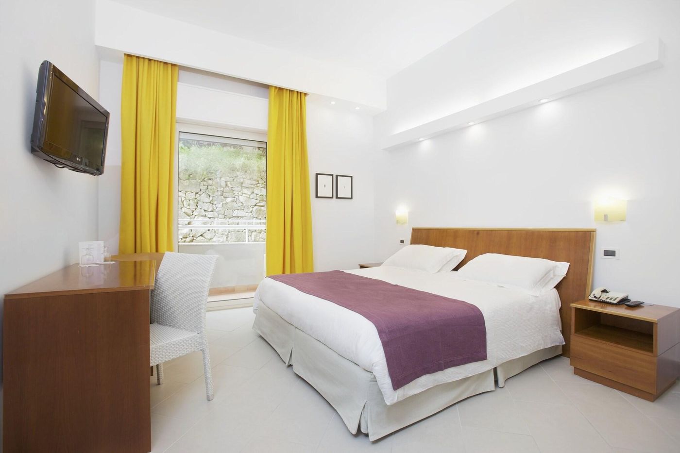 Art-Hotel-Gran-Paradiso-Room-17