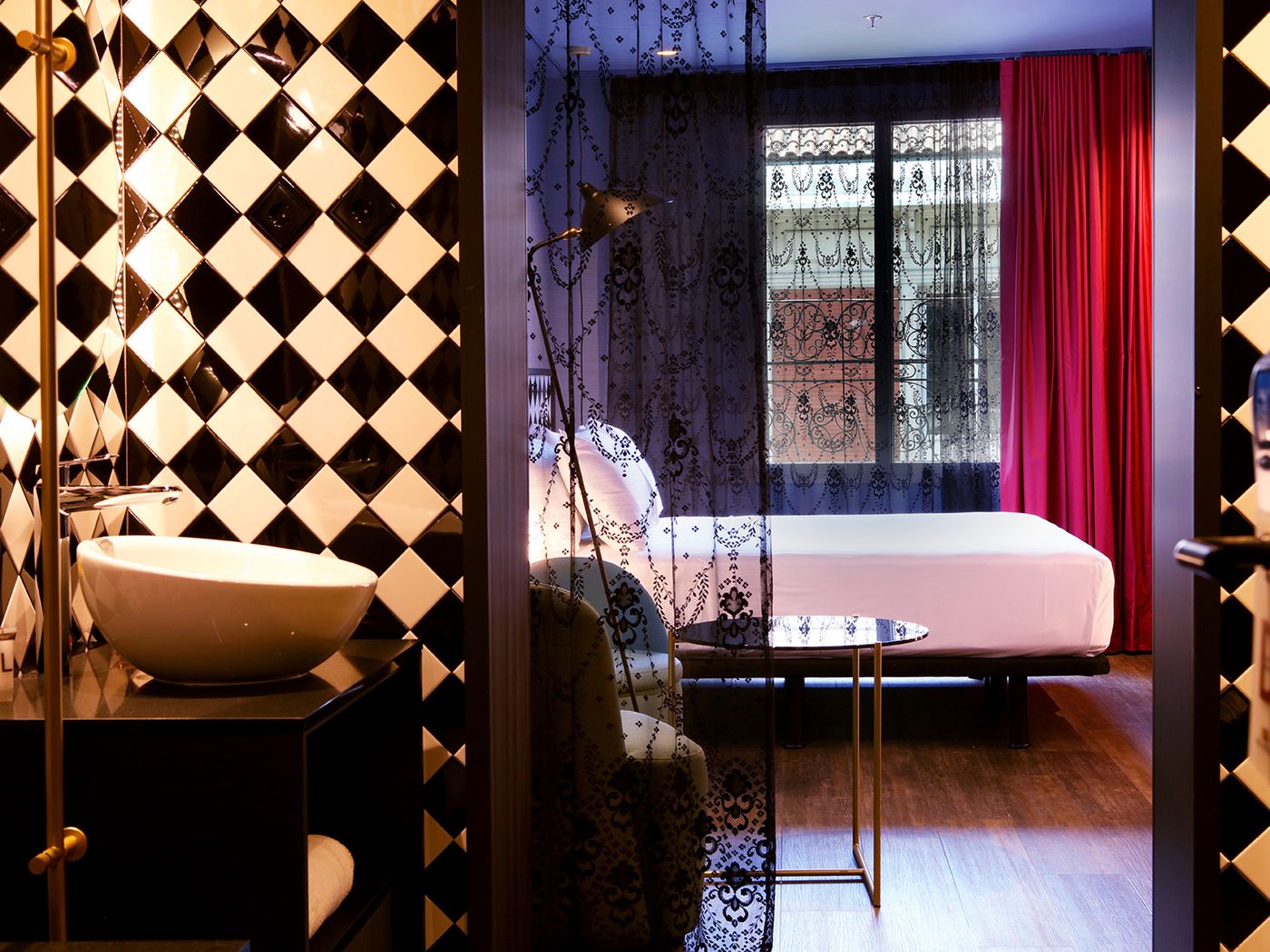 Axel-Hotel-Madrid---Adults-Only-Room-32