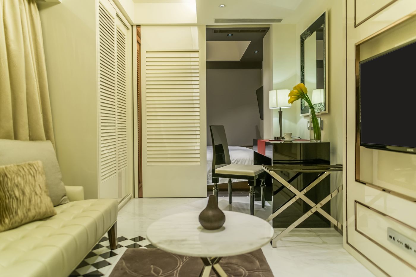 Hotel-Pravo-Hong-Kong-Room-12