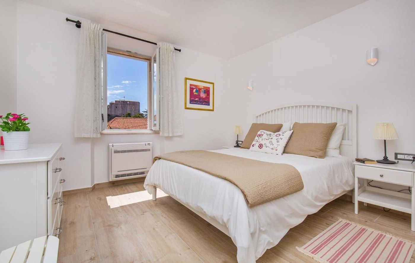 Porta-Apartments-By-Irundo-Room-3