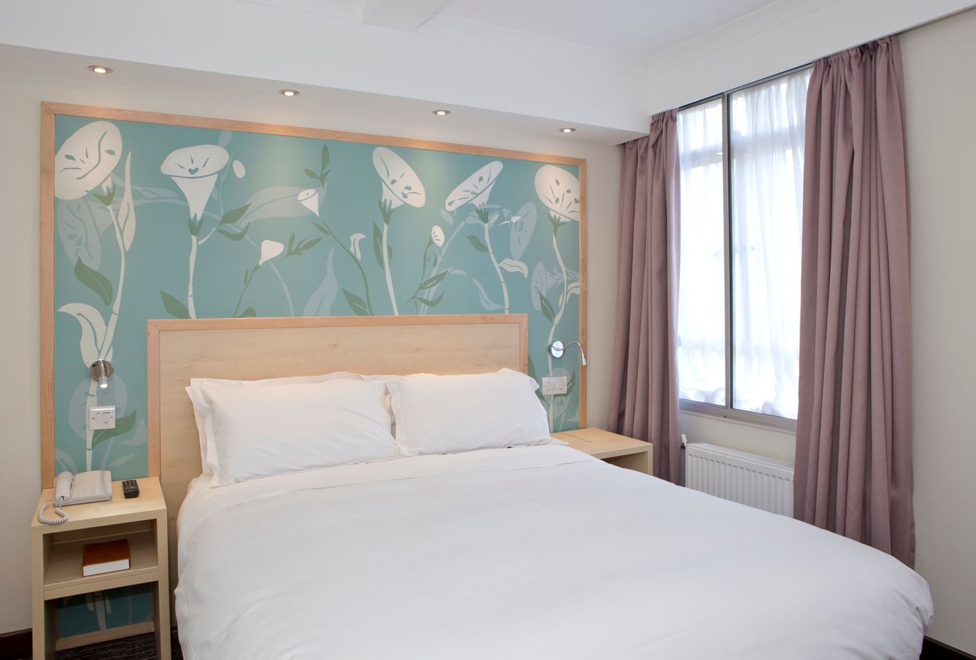 Bedford - United Kingdom - LONDON - Room - 1