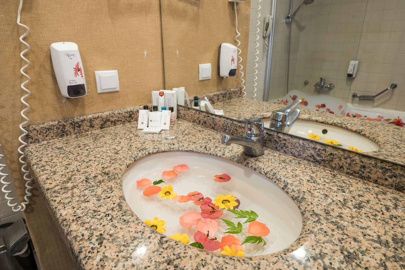 Throne-Sea-Gate-Belek-Hotel-Room-37