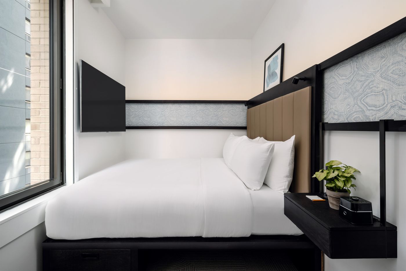 Arlo-Midtown-Times-Square-Room-34