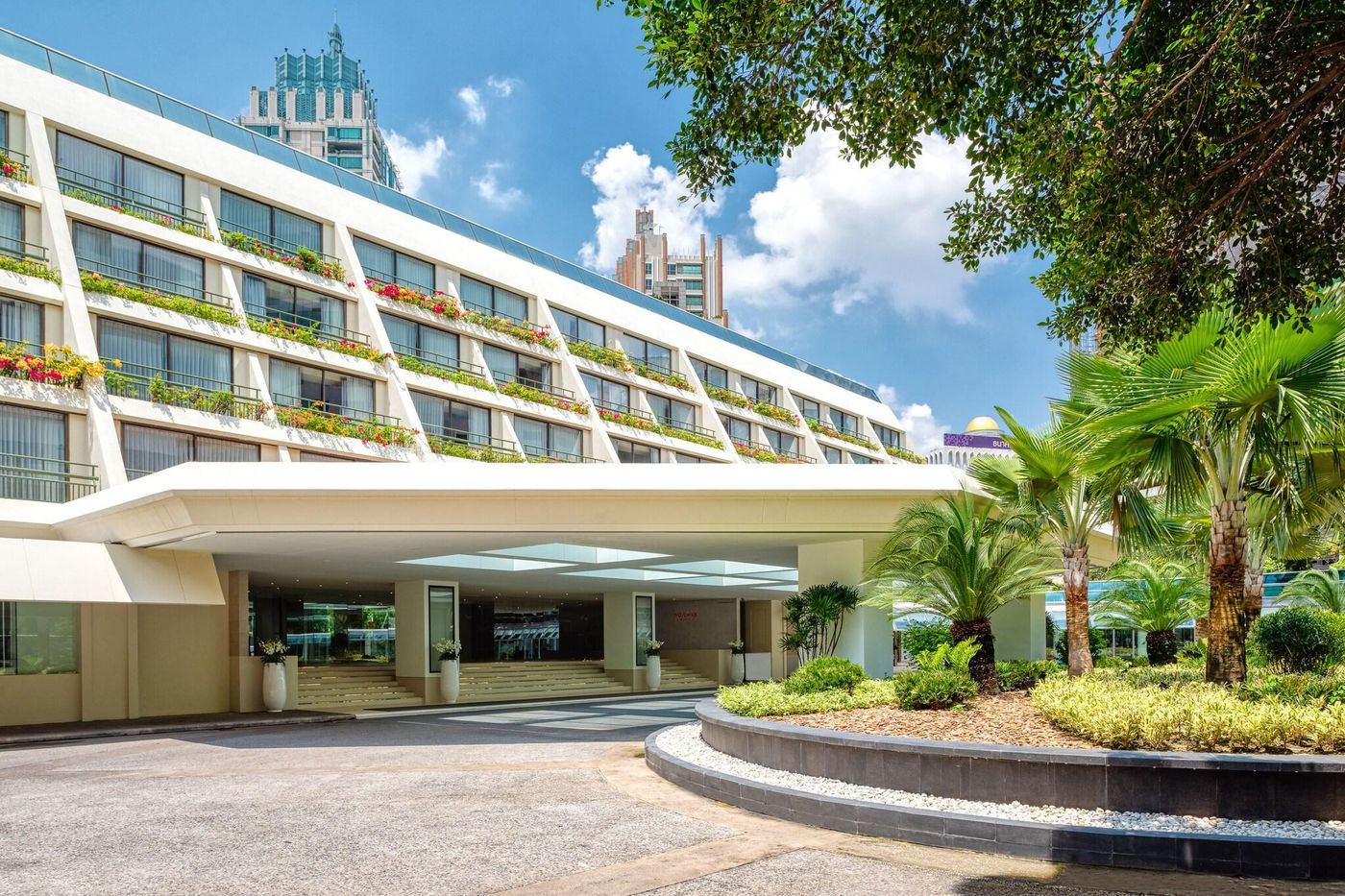 Movenpick-BDMS-Wellness-Resort-Bangkok-General-view-1