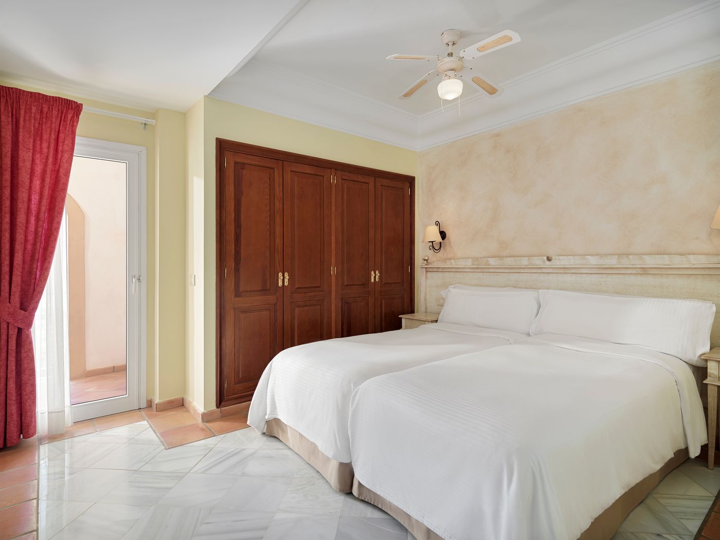 Hotel-Las-Aguilas-Tenerife-Affiliated-by-Melia-Room-37