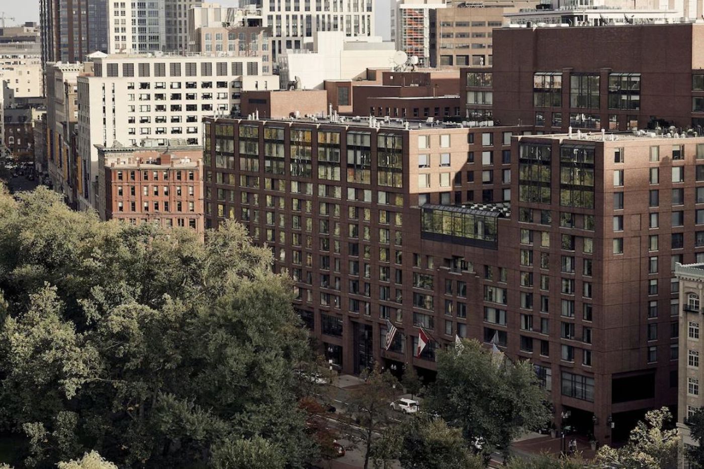 Four-Seasons-Hotel-Boston-General-view-9