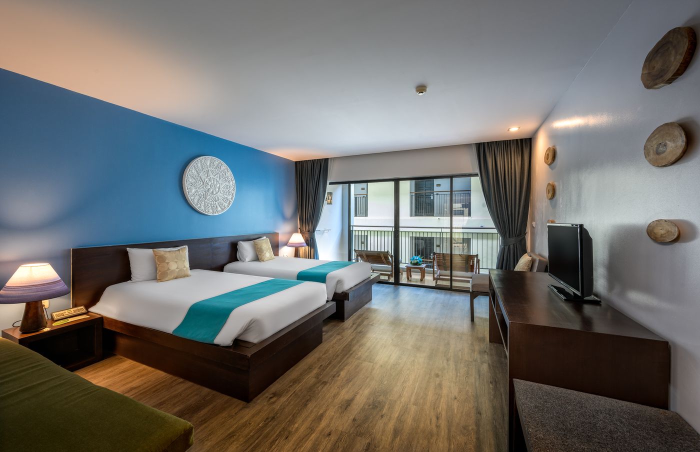 Centara-Blue-Marine-Resort-and-Spa-Phuket-Room-18