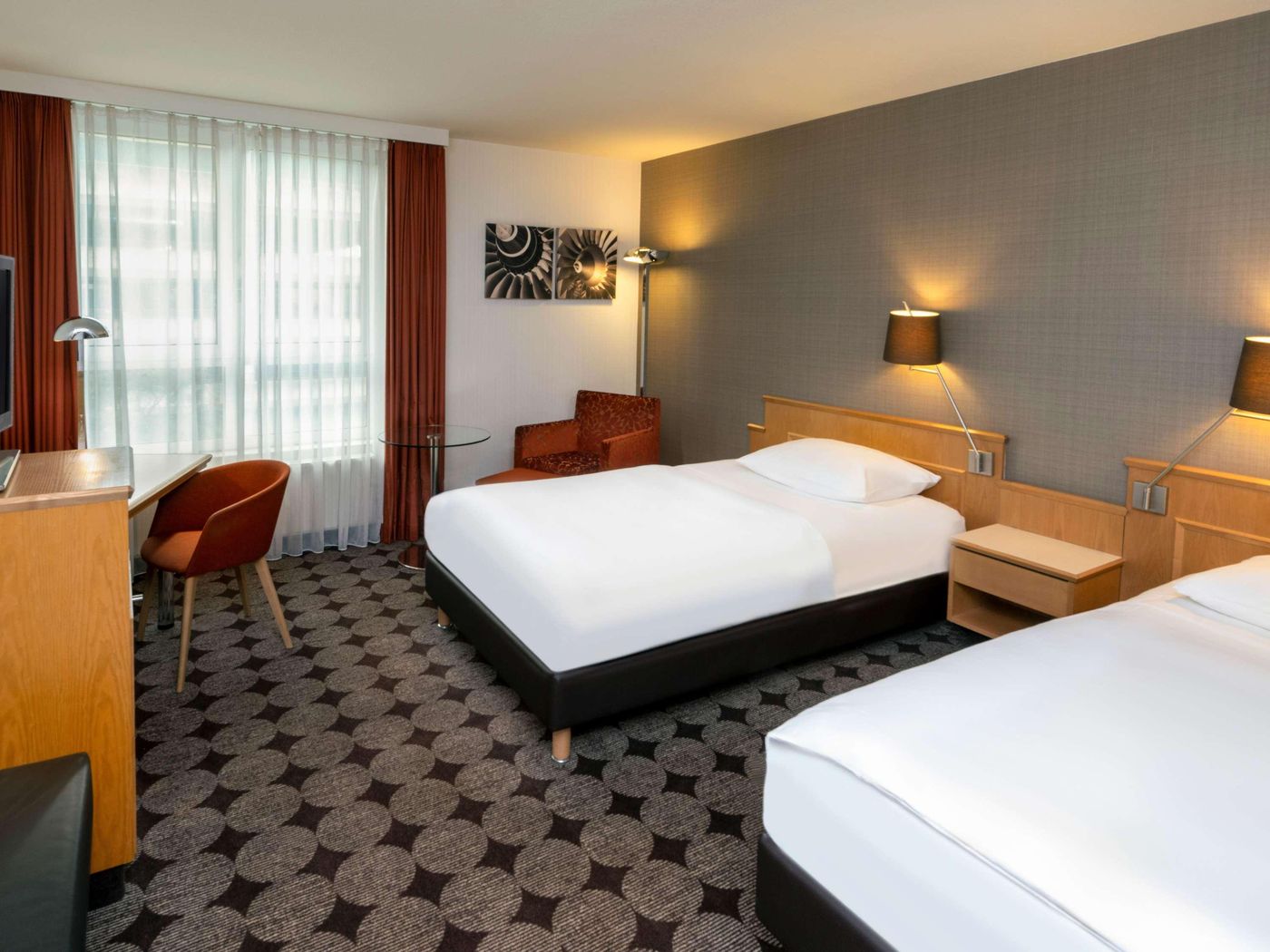 Movenpick Hotel Nurnberg Airport-Germany-NUREMBERG-Room-9