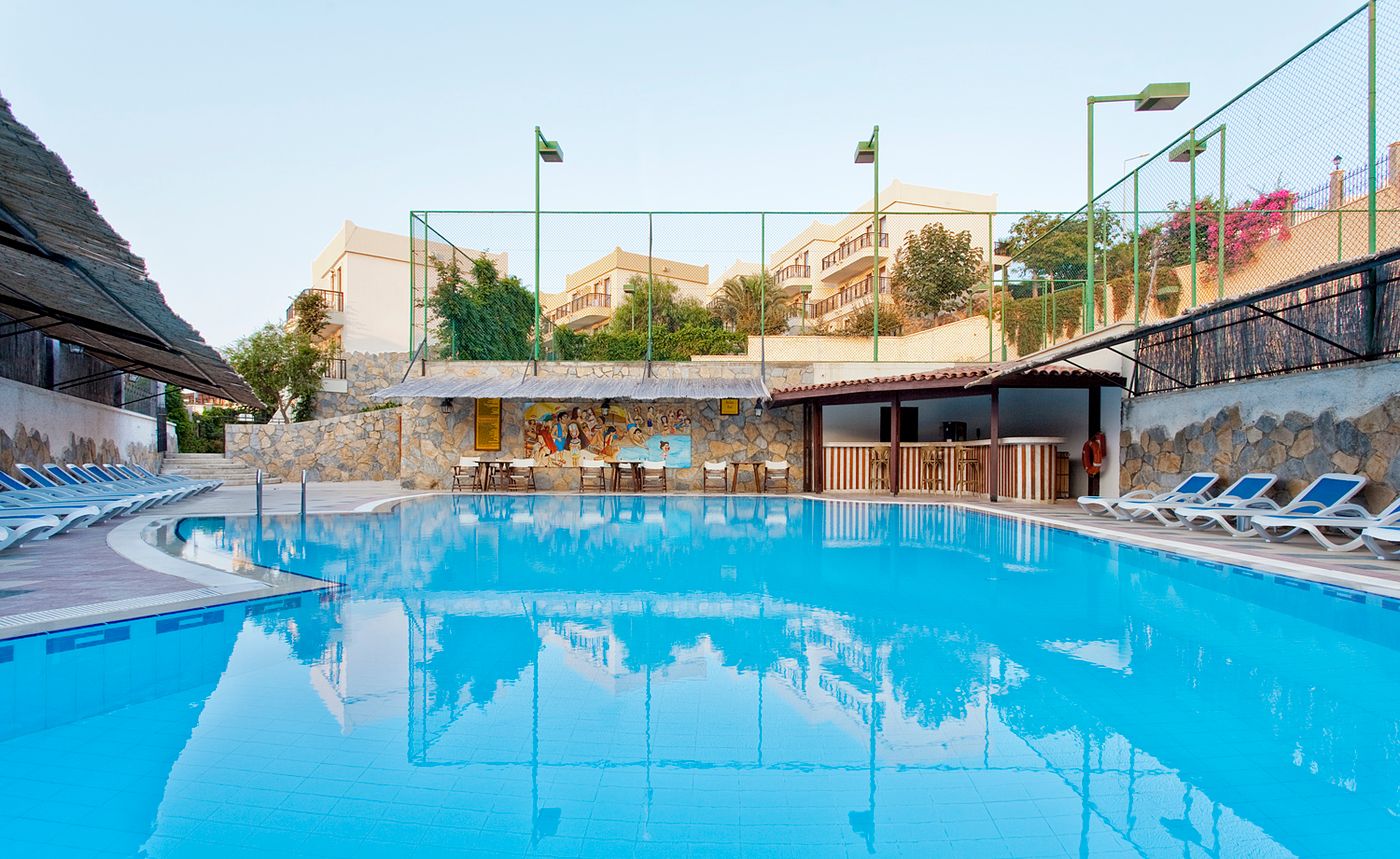 Selectum-Colours-Bodrum-Ex--Asteria-Bodrum-Resort-Pool-9