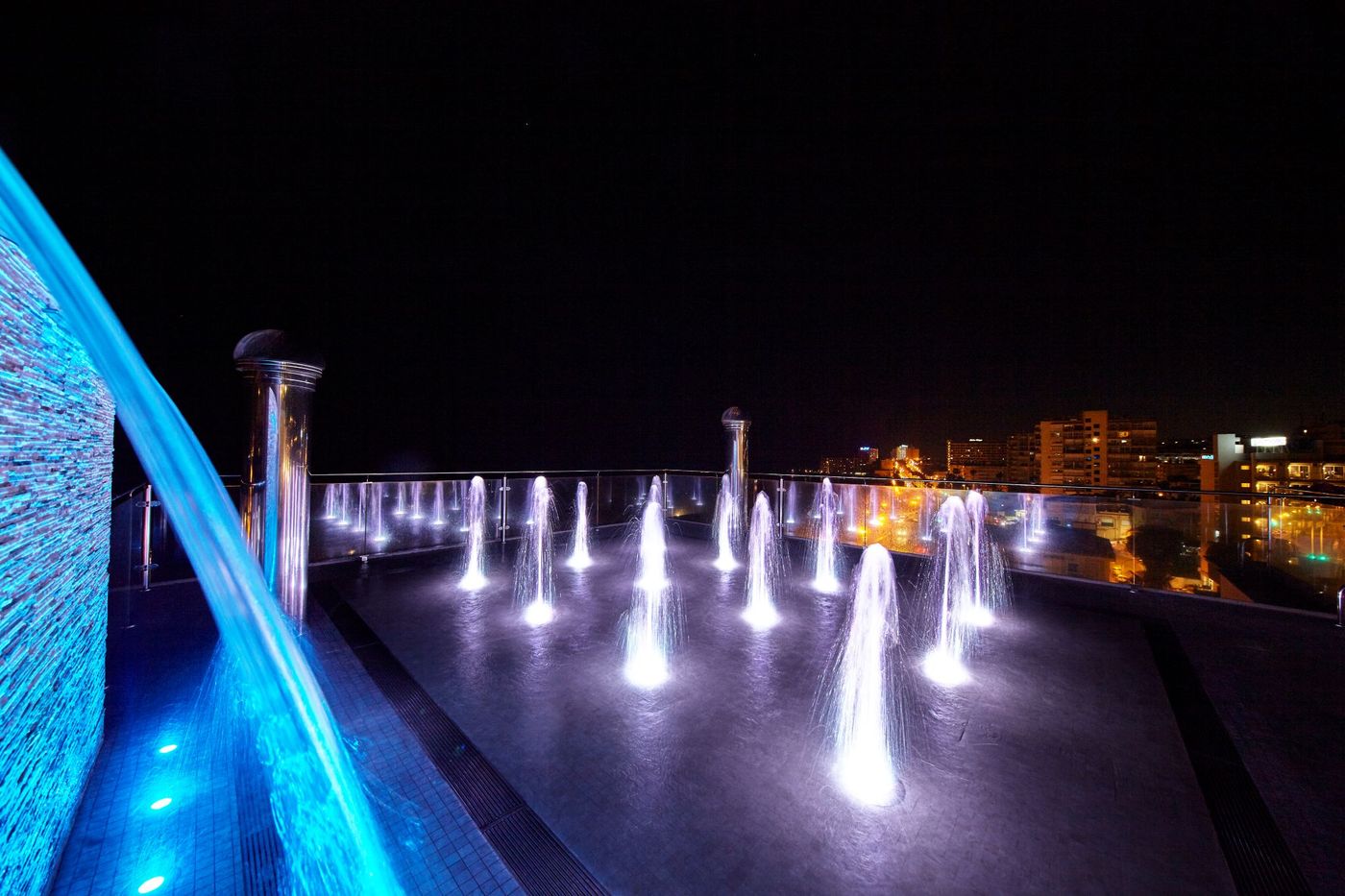 Las-Arenas-Affiliated-by-Melia-Terrace-25