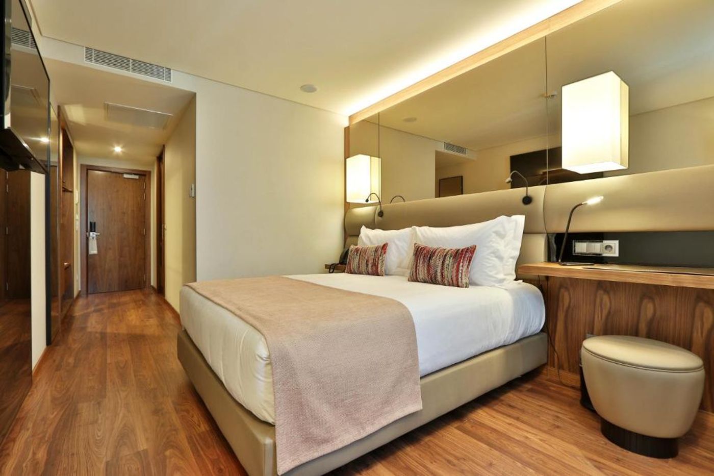 Turim-Iberia-Hotel-Room-20