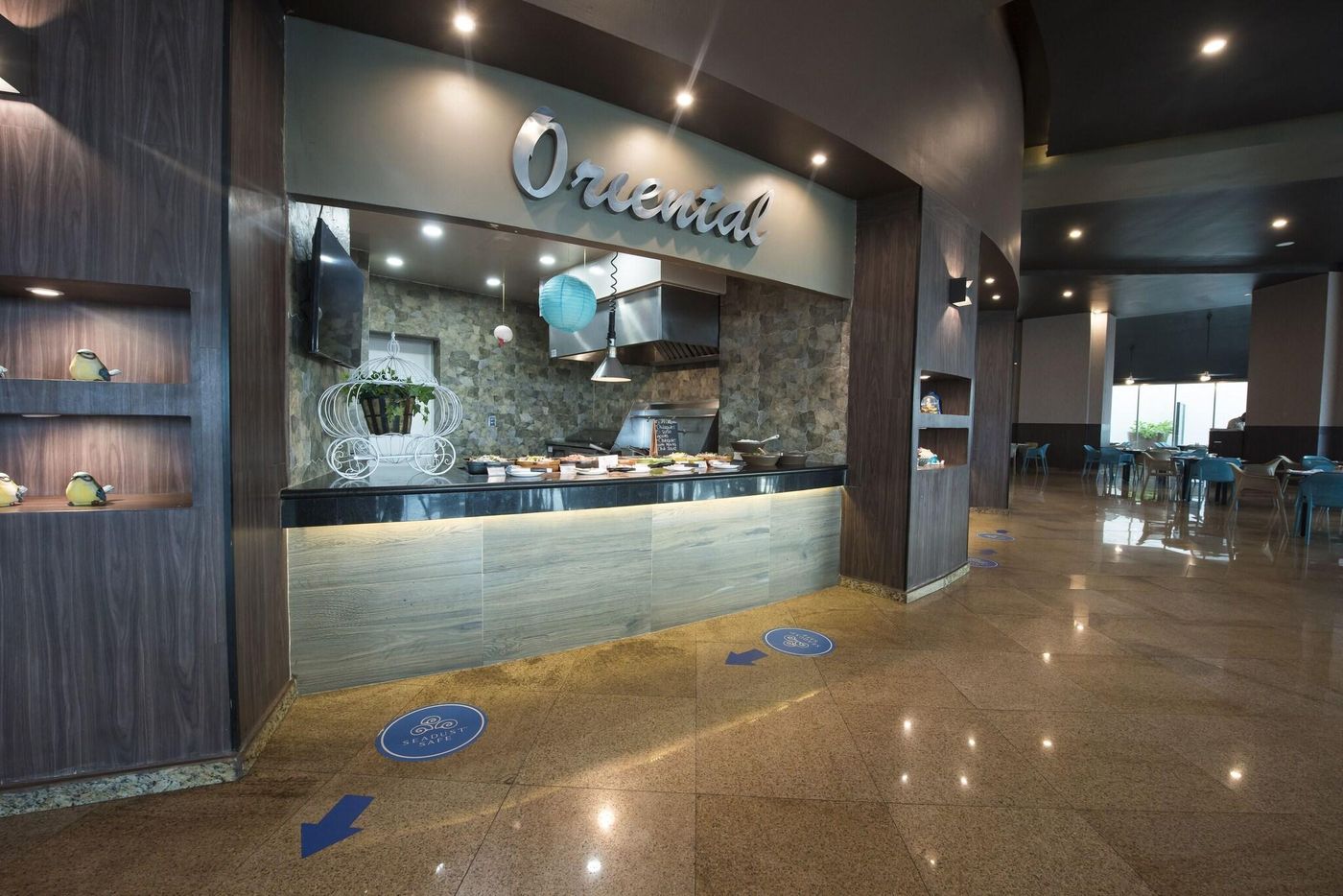 Seadust-Cancun-Family-Resort-Restaurant-69
