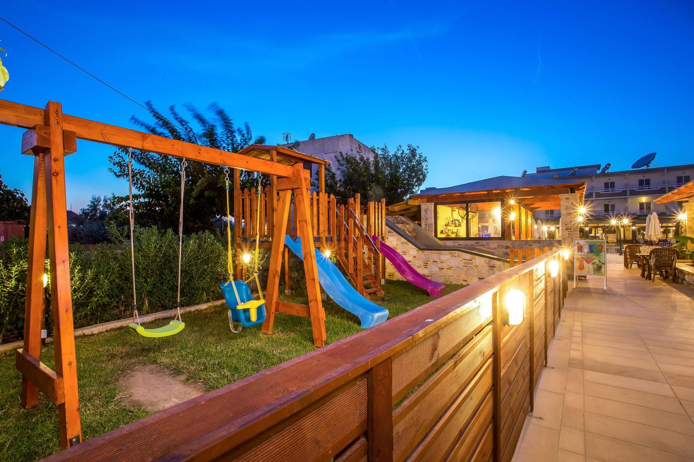 Georgia-Apartments-Terrace-57