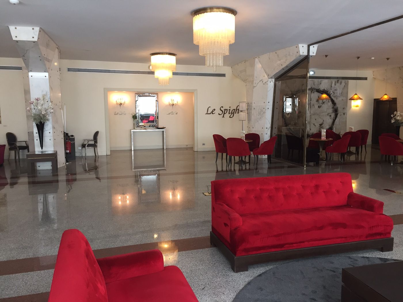 Grand-Hotel-Palatino-Lobby-7