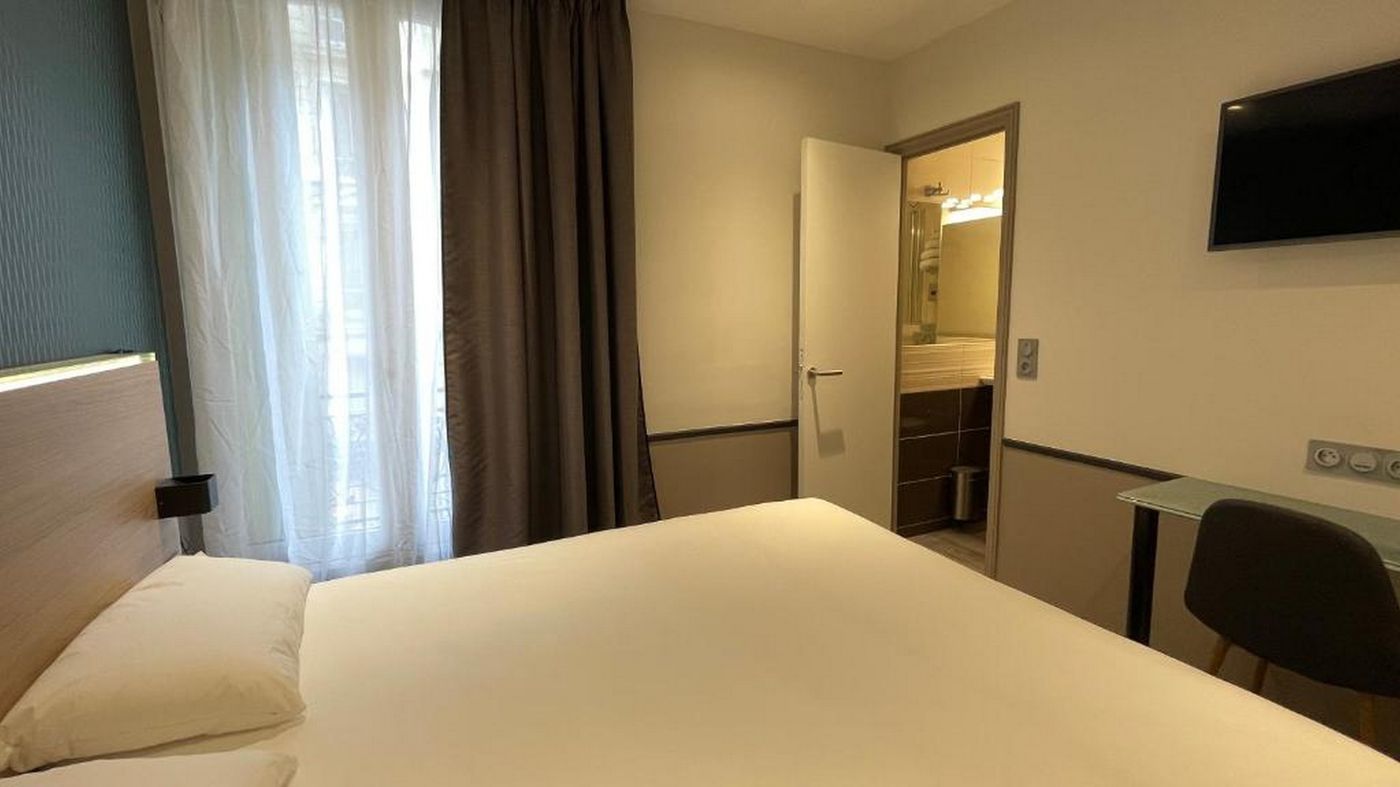 Hotel-La-Folie-des-Pres---Saint-Germain-des-Pres-Room-25
