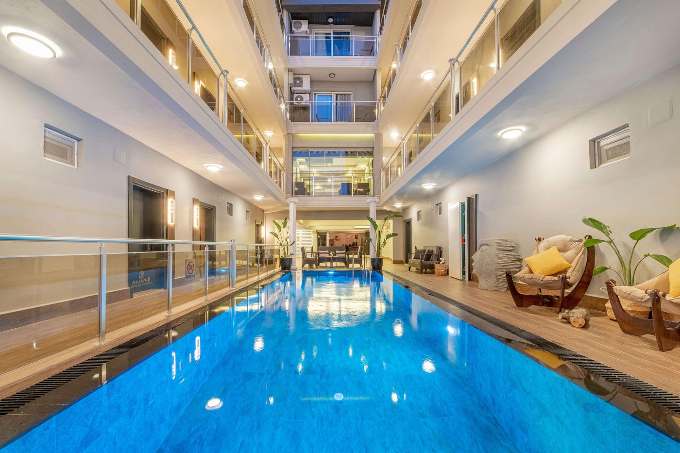 Royalisa-Palmiye-Beach-Hotel---Adults-Only-Pool-54