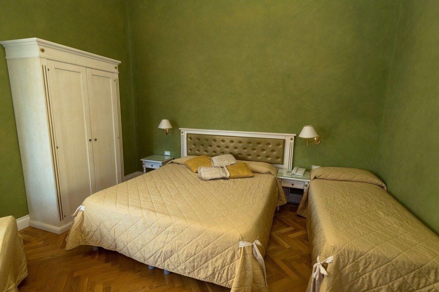 Hotel-Gennarino-Room-36