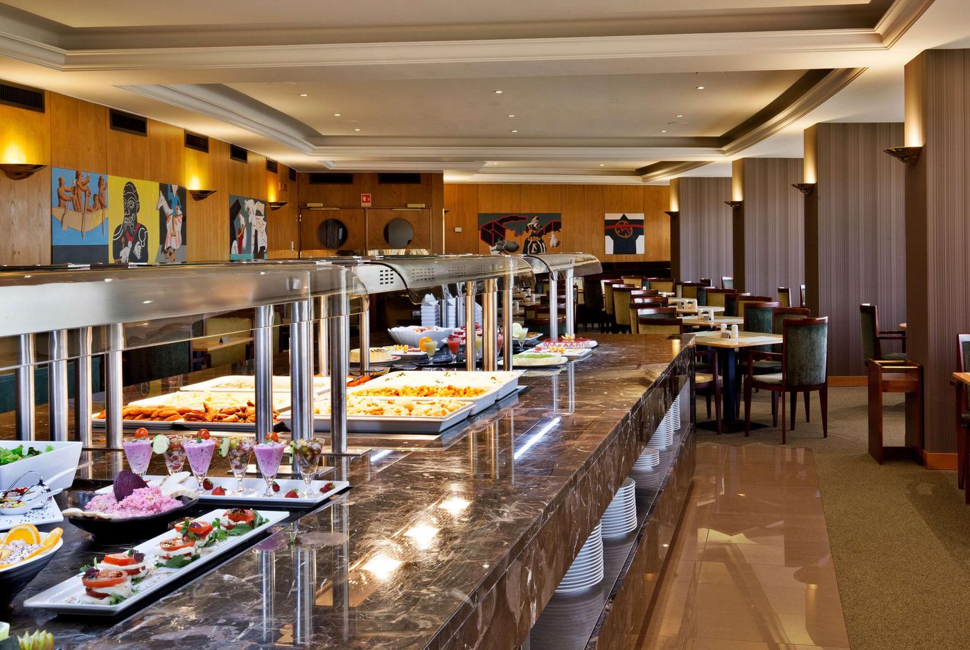 Ramada-by-Wyndham-Lisbon-Restaurant-45