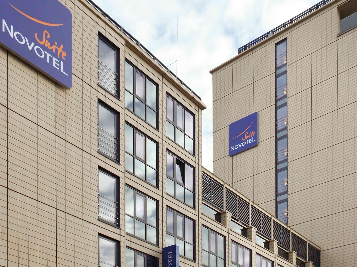 Novotel-Suites-Muenchen-Parkstadt-Schwabing-General-view-55