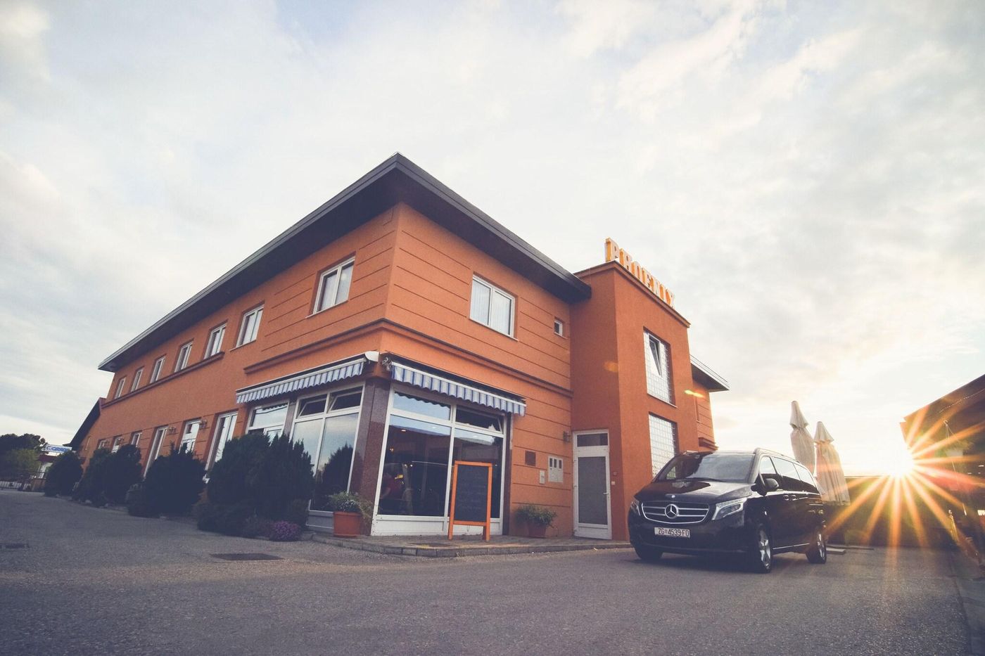 Hotel Phoenix-Croatia-VELIKA GORICA-General view-4