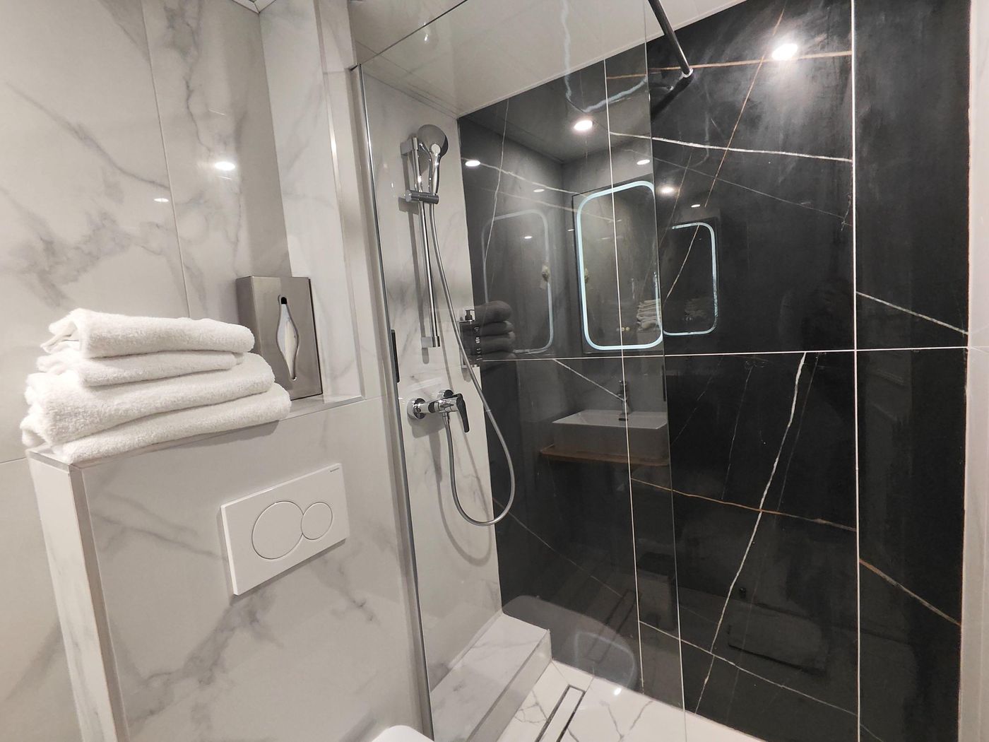 Atelier-Montparnasse-Room-51