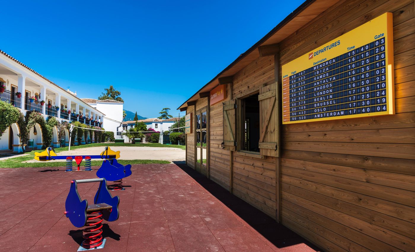 Hotel-Globales-Cortijo-Blanco-Sports-and-Entertainment-39