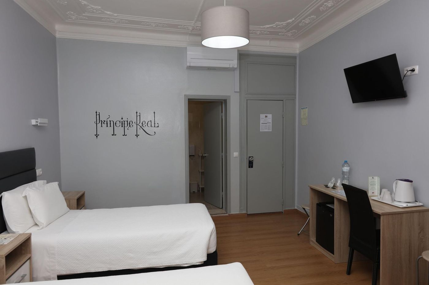 O-El-trico-Guesthouse-Room-3