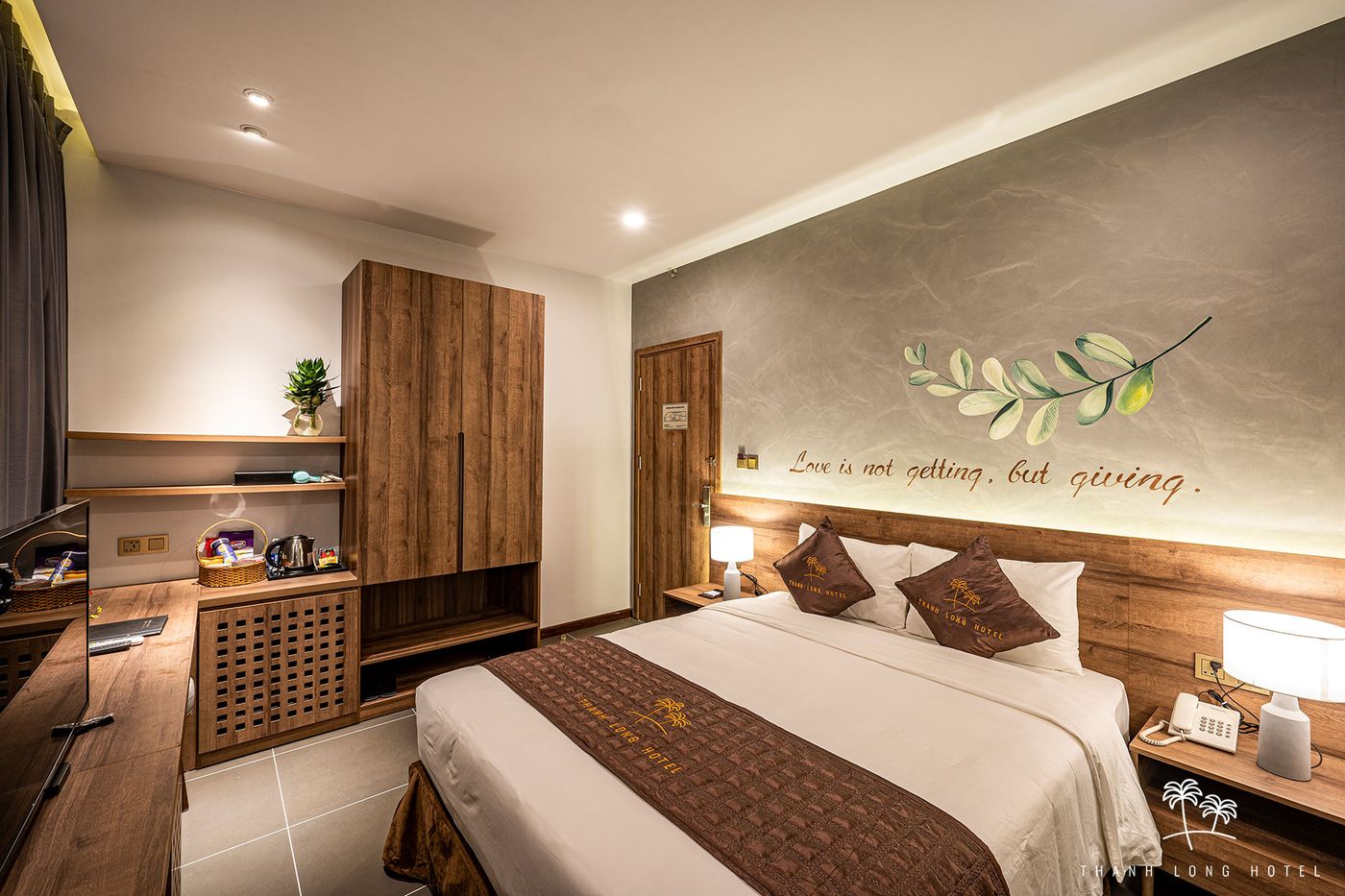 Thanh Long Hotel - Bach Dang-Vietnam-Ho Chi Minh City-Room-10