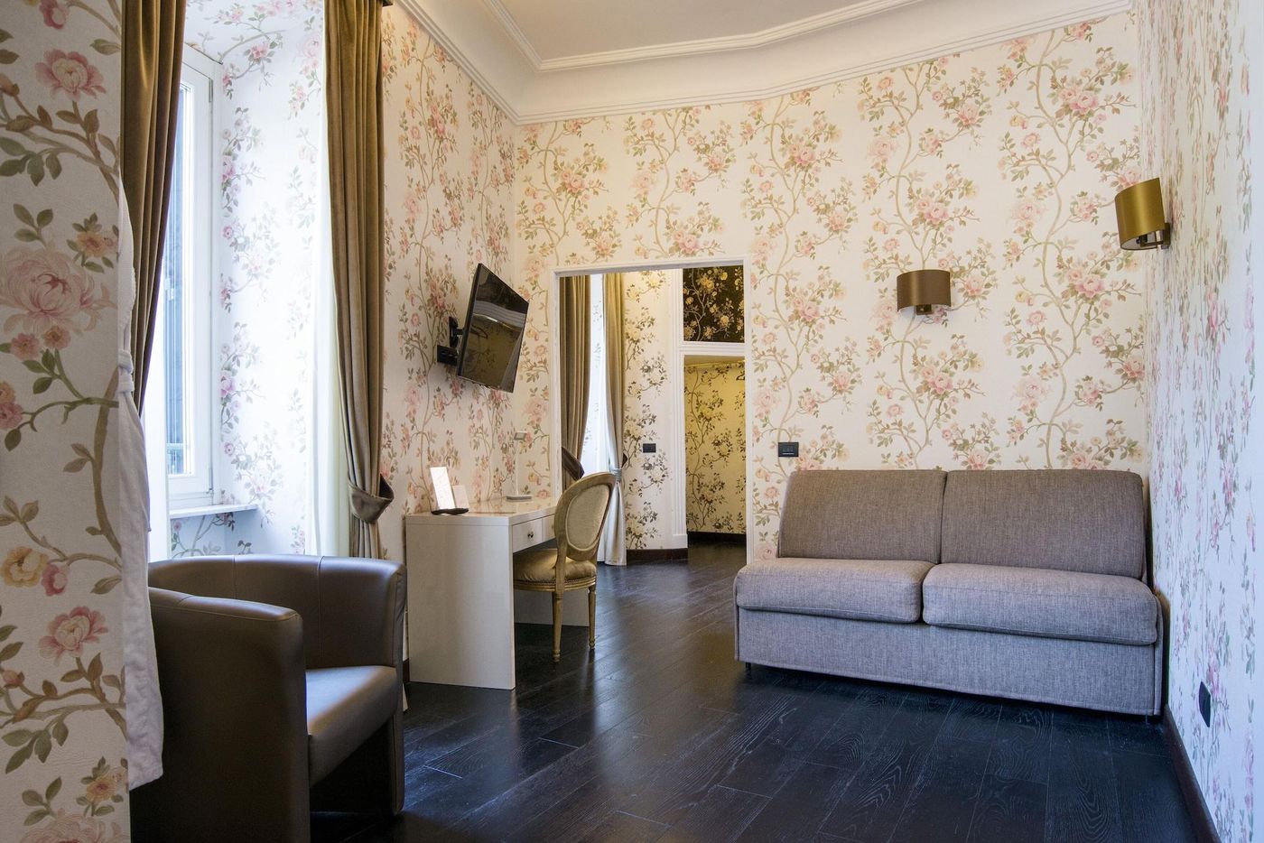 Via-Veneto-Suites-Room-28