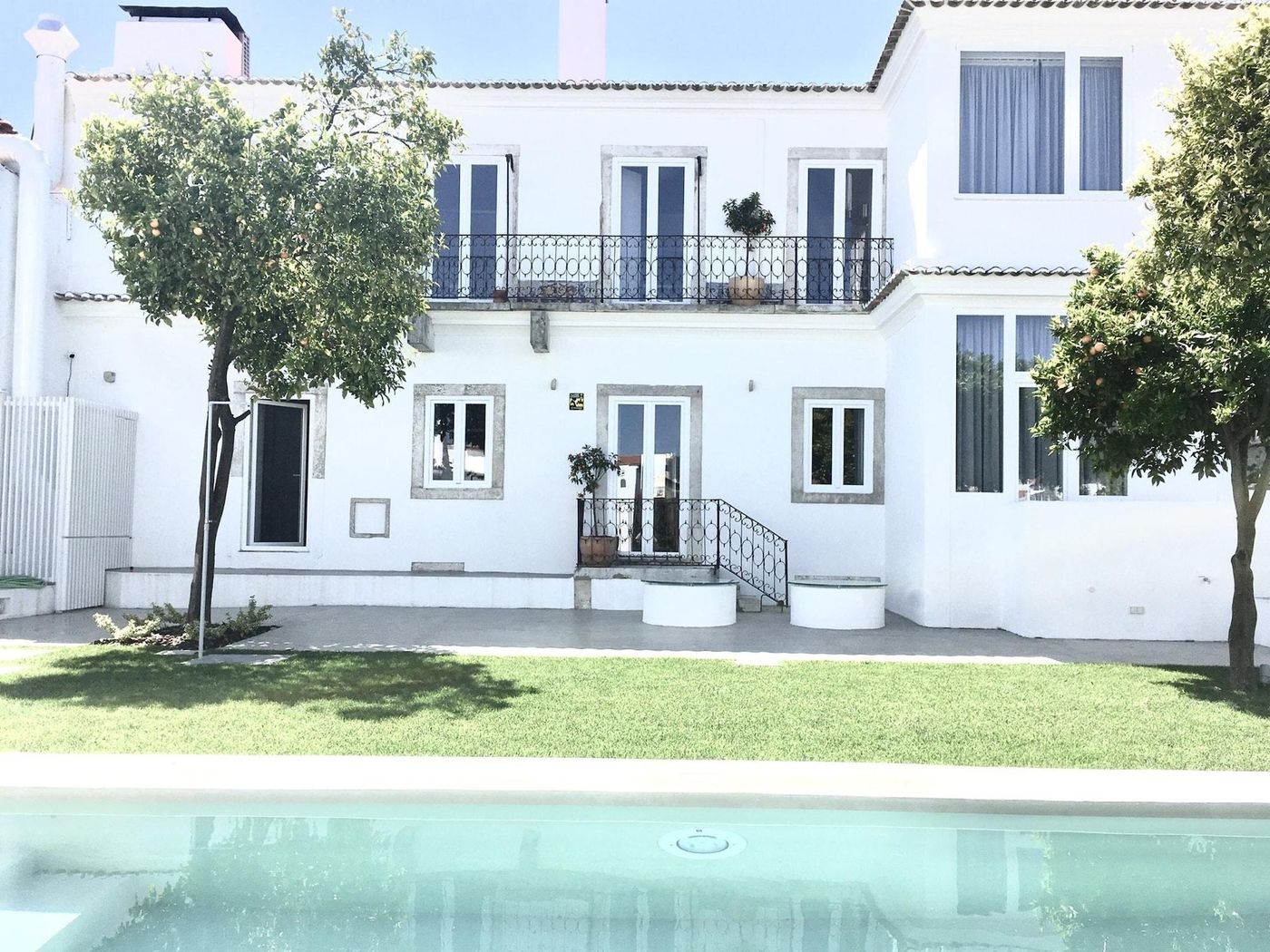 Dona-Graca-Lisbon-Apartments-Sports-and-Entertainment-10