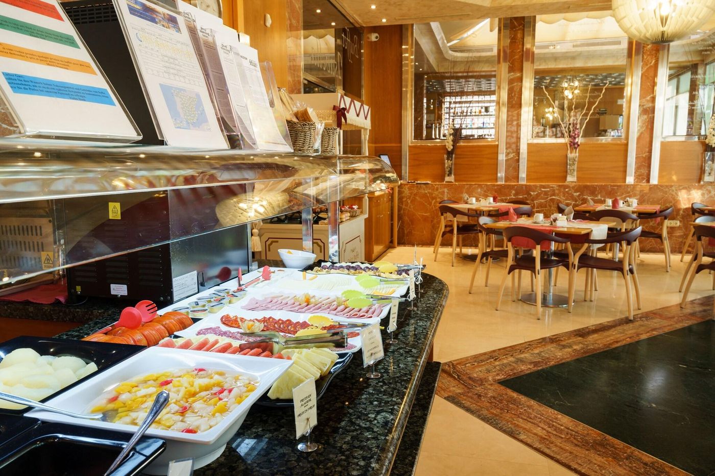 Isabel-Restaurant-59