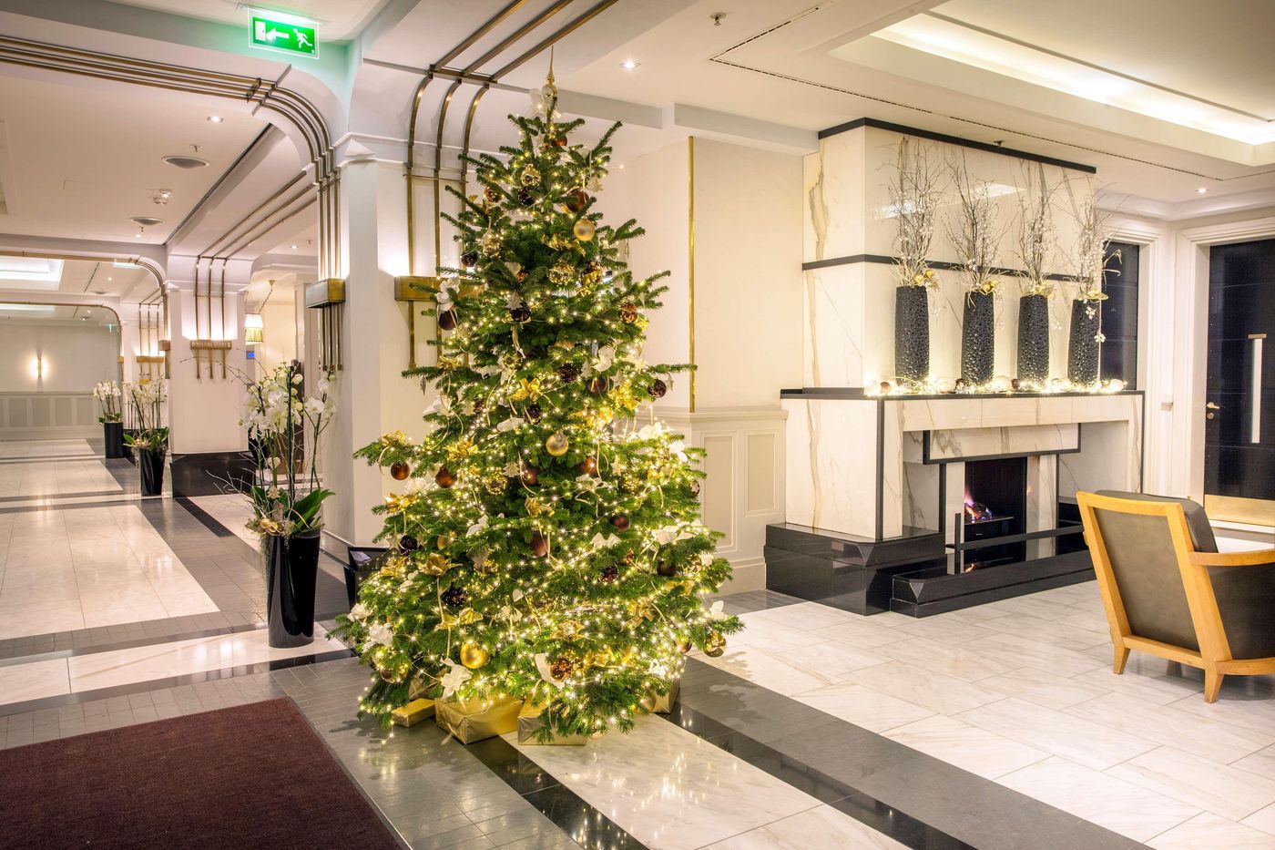 Hilton-Prague-Old-Town-Lobby-22