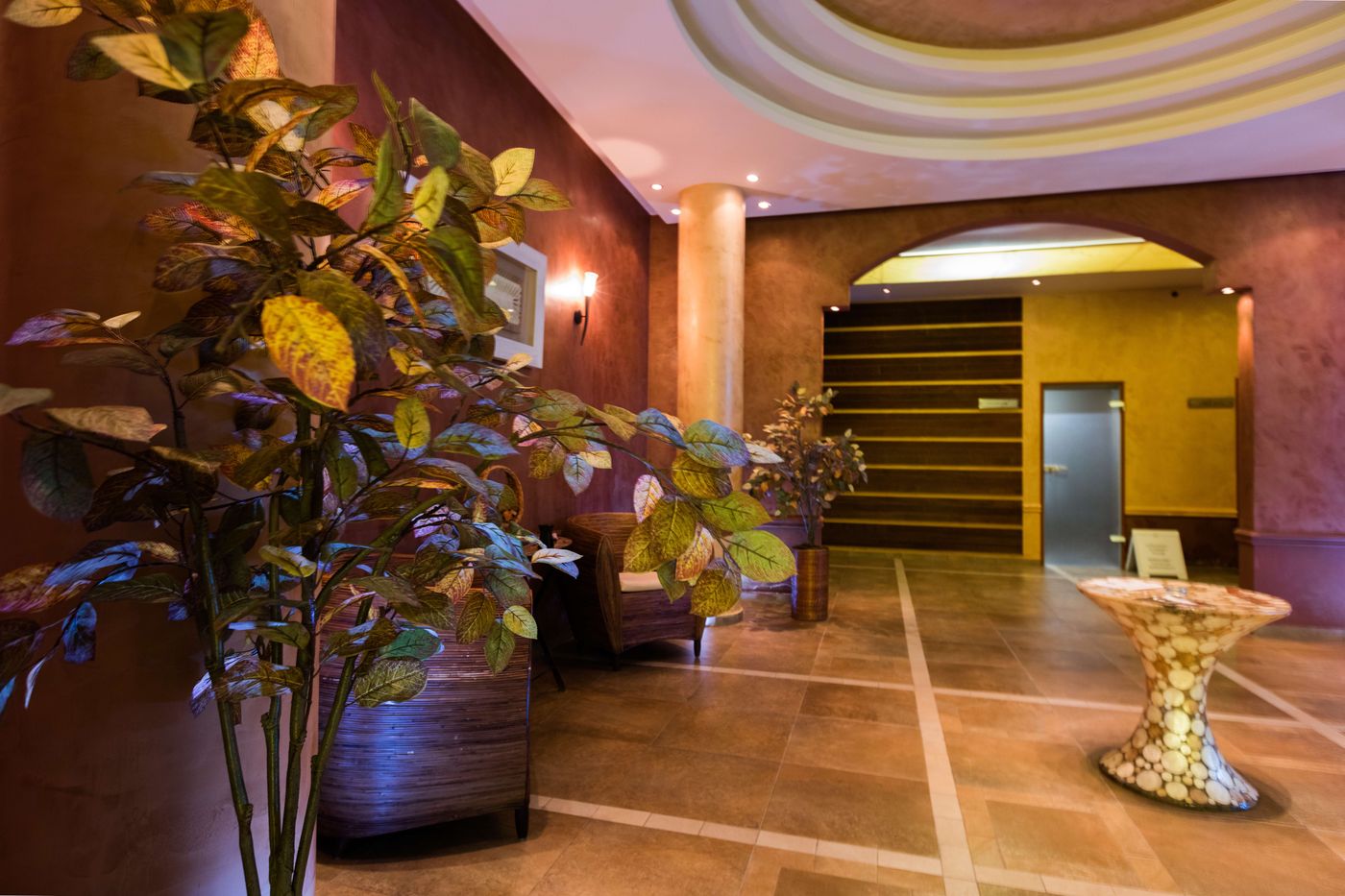 Grand Hotel & Spa Primoretz-Bulgaria-BOURGAS-Lobby-9