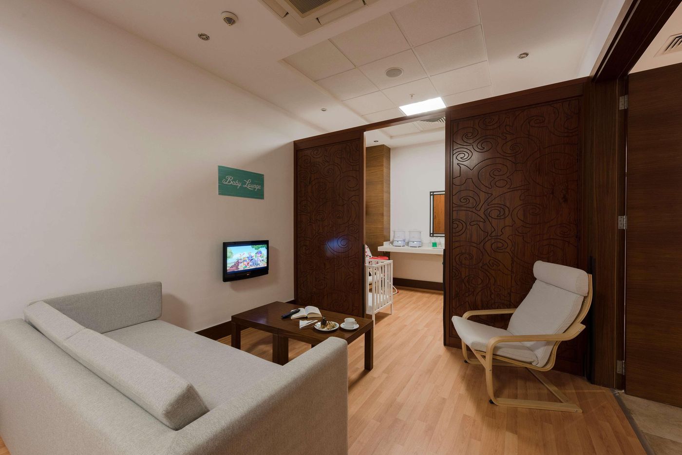 Barut-B-Suites-Lobby-58