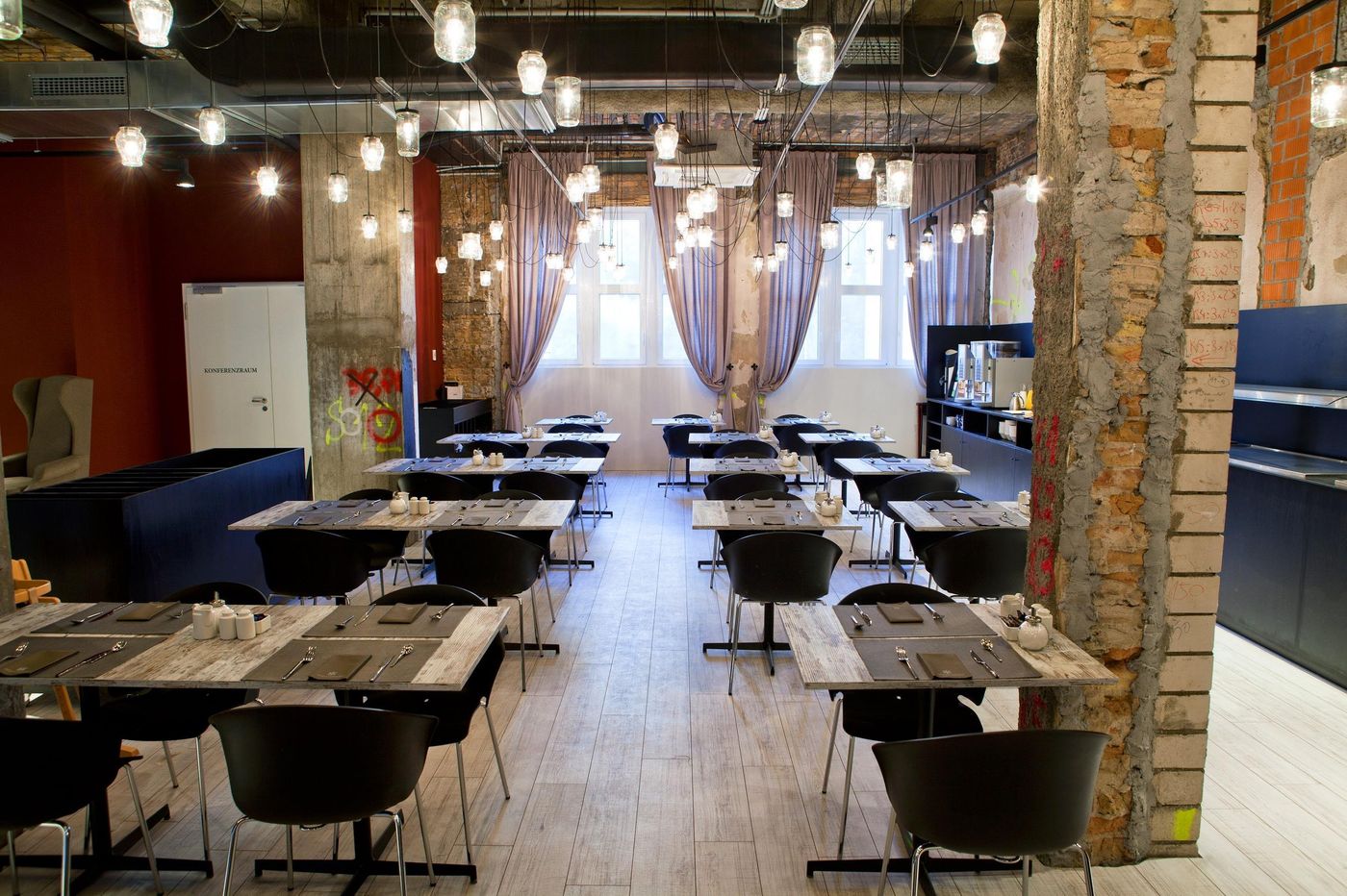 Catalonia-Berlin-Mitte-Restaurant-37