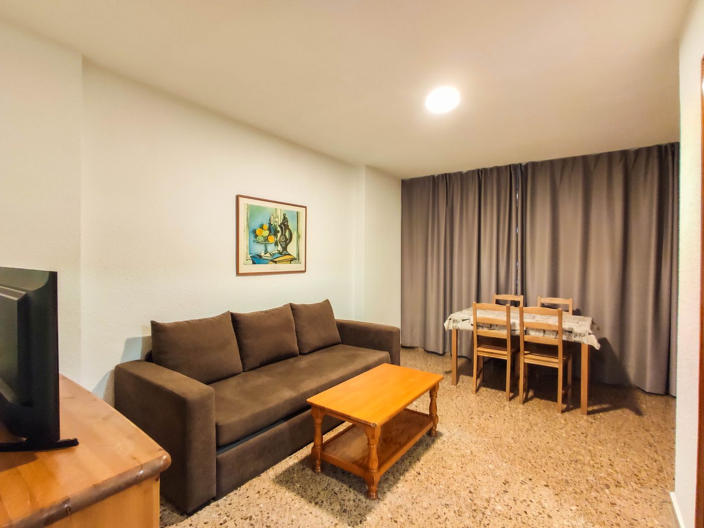 Apartments-Picasso-Room-13