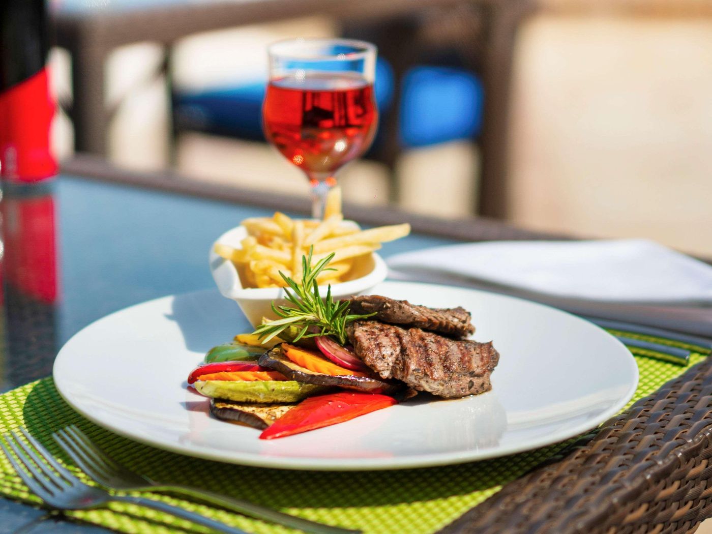 Movenpick-Resort---Spa-El-Gouna-Restaurant-66