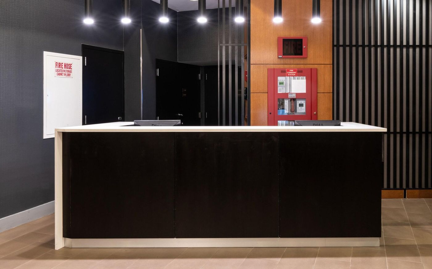 Hyatt-Place-New-York-Midtown-South-Lobby-14