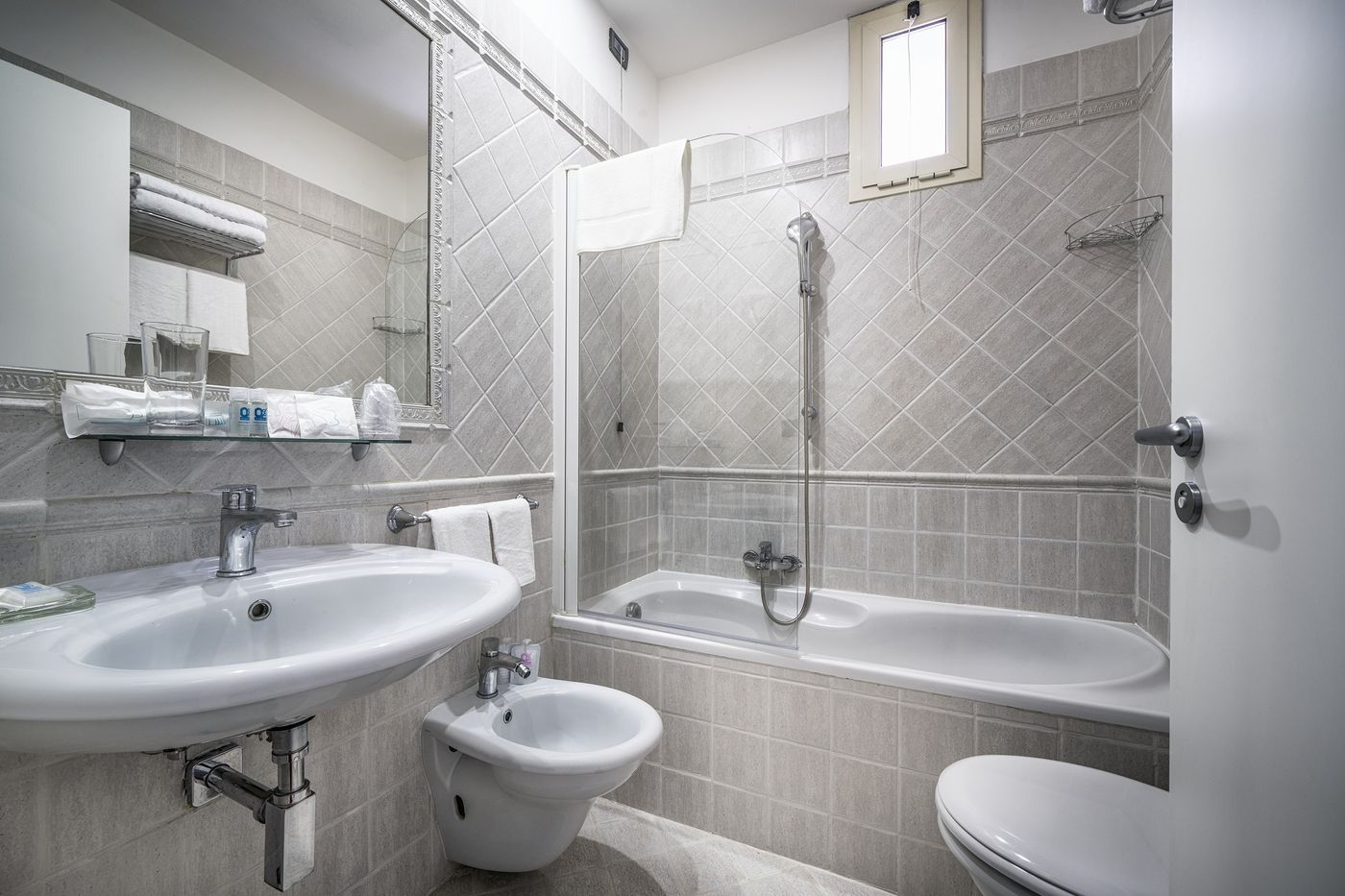 Hotel-Europa-Room-29