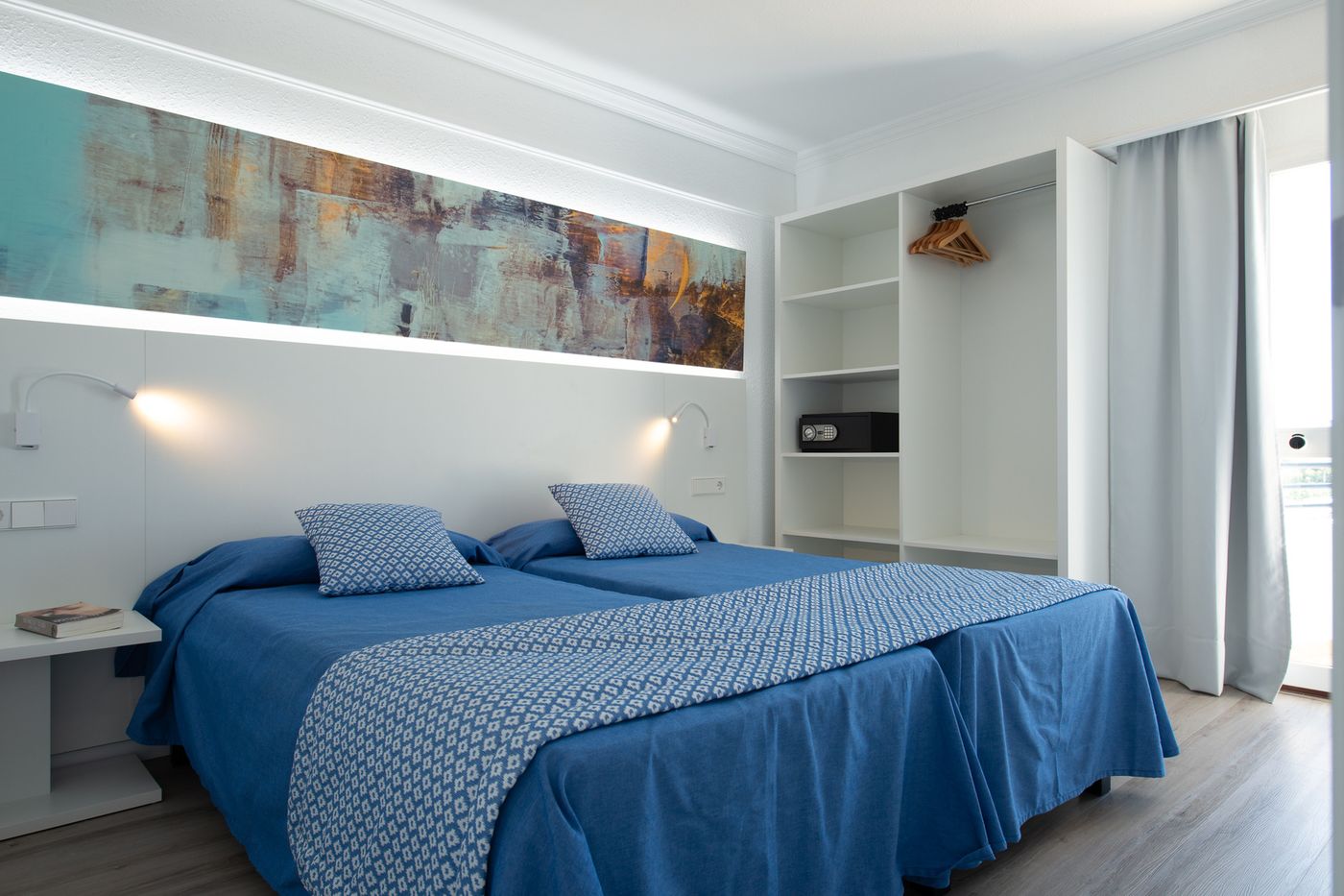 11.06.25 Alcudia Beach Apartments