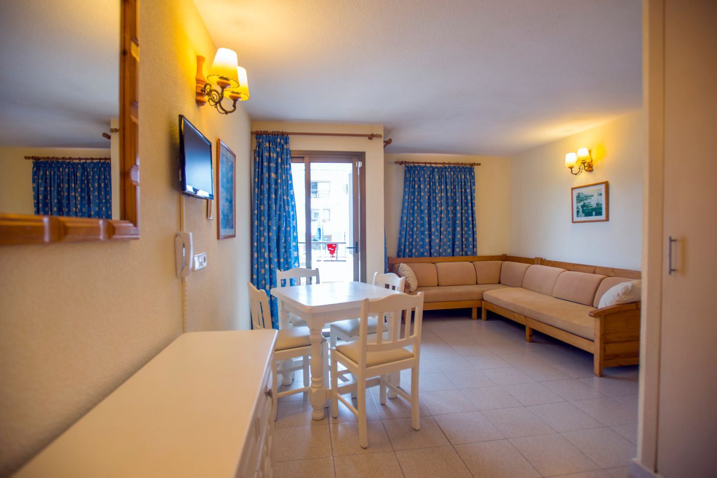 APARTAMENTOS CASA LUIS