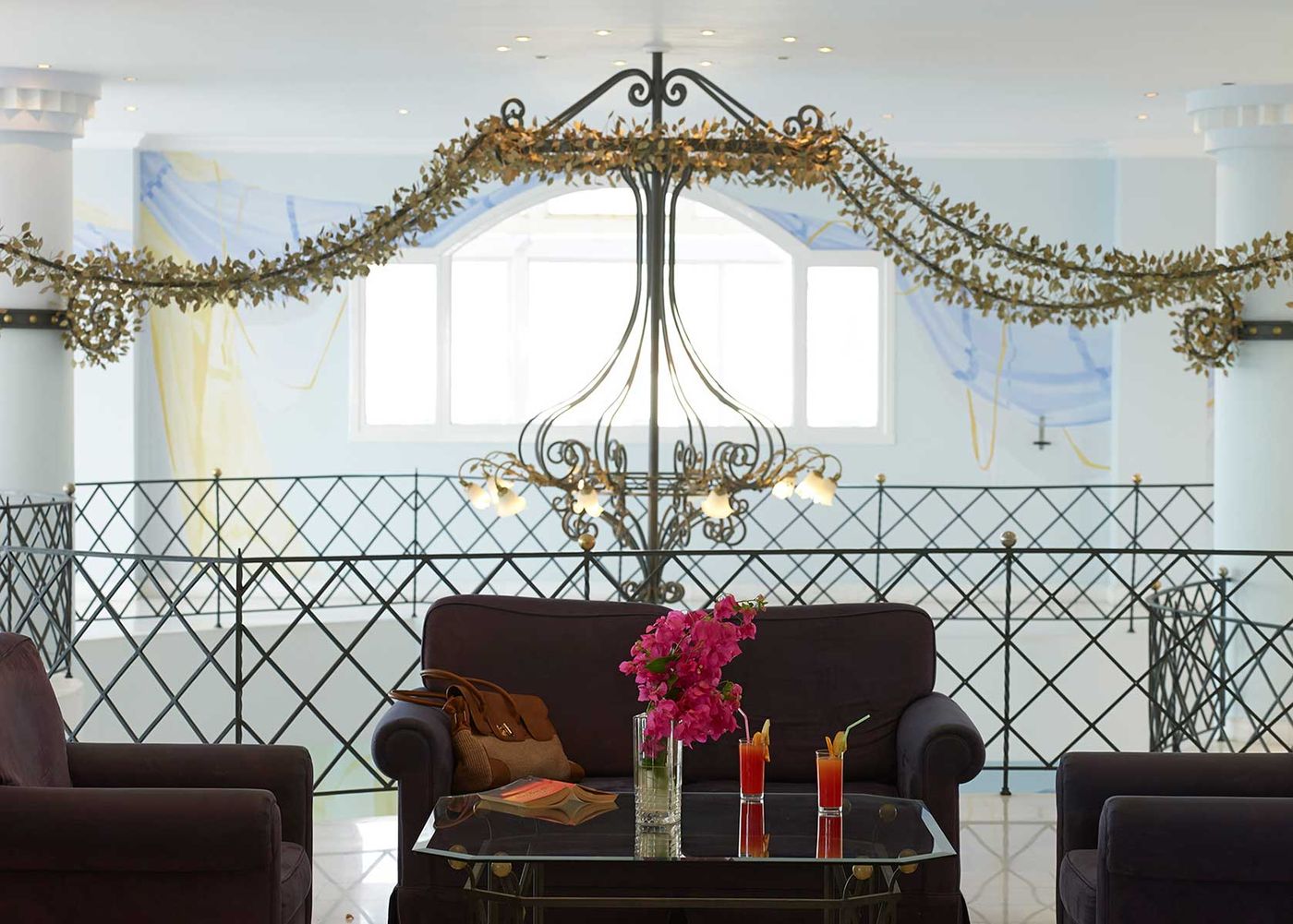 Summer-Palace-Lobby-37