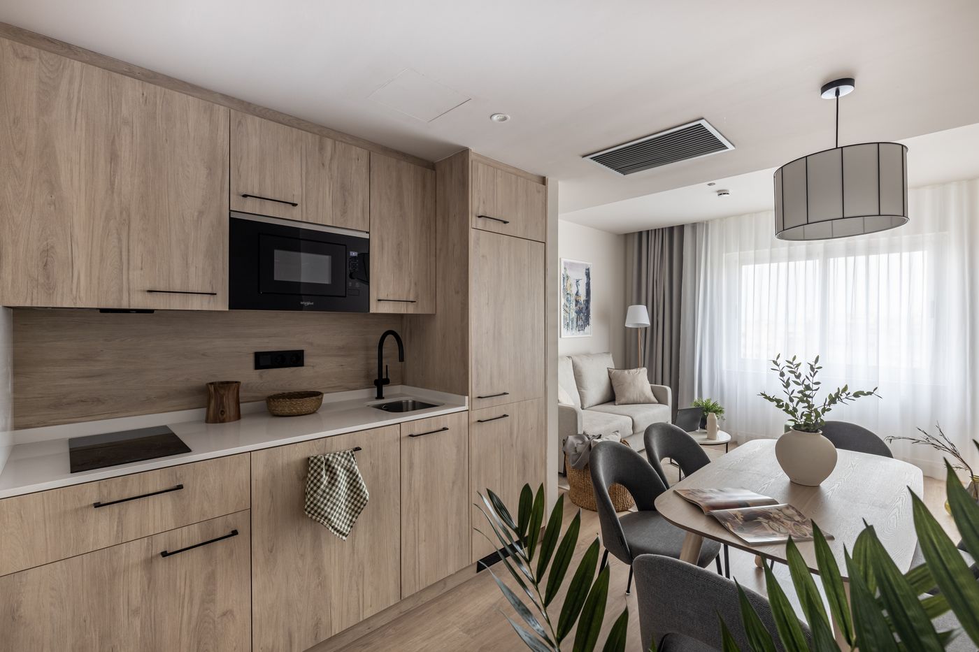 Libere-Madrid-Chamberi-Room-13