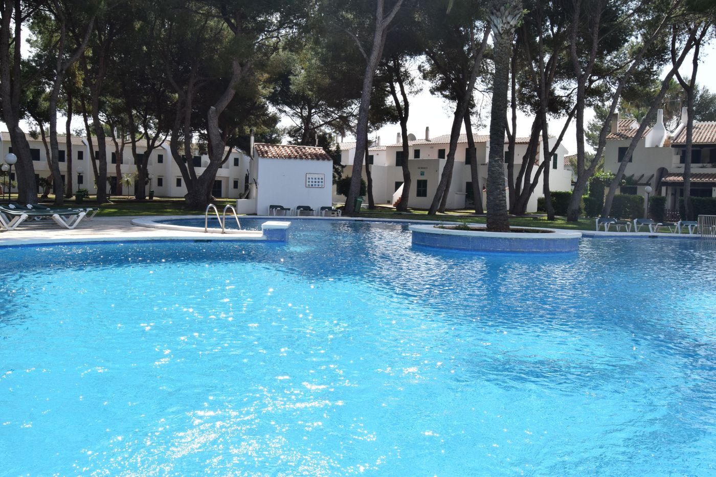Las-Brisas-I---II-Pool-4