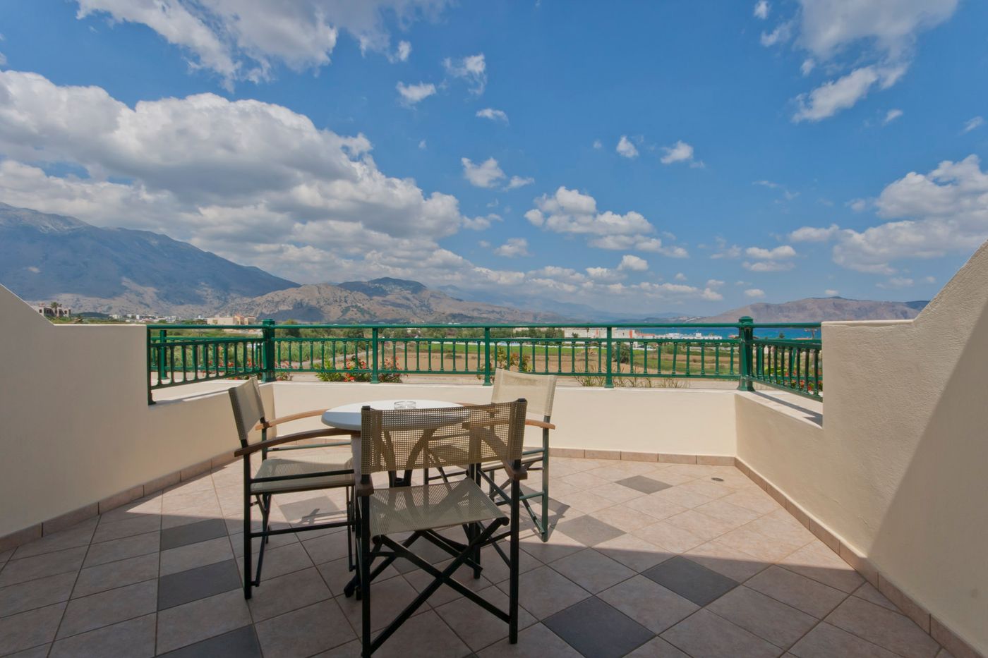 Hydramis Palace Beach Resort