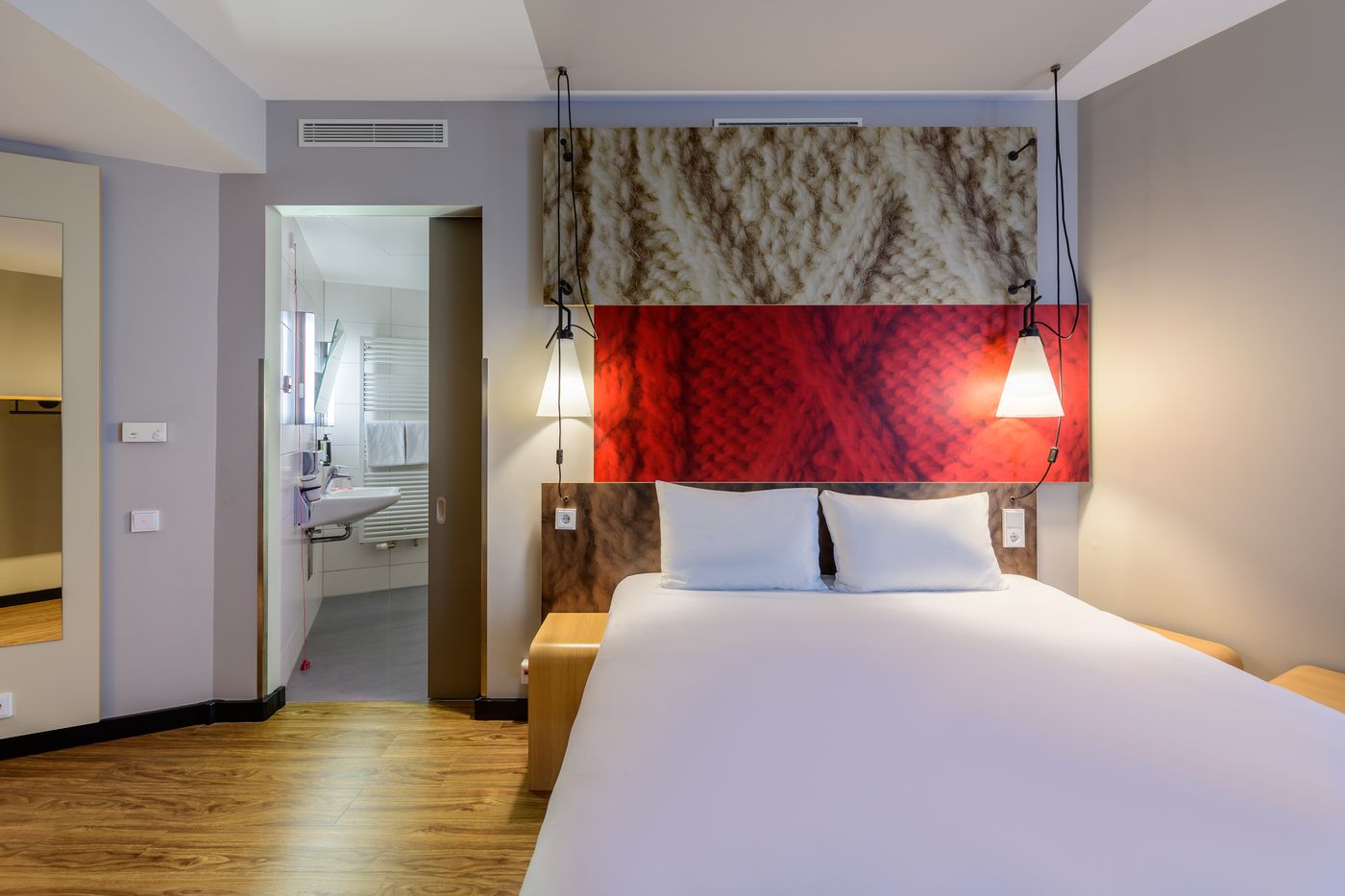 ibis-Berlin-Hauptbahnhof-Room-25