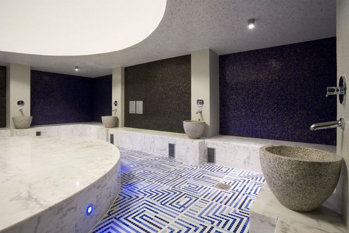 Tallink-Spa---Conference-Hotel-Sports-and-Entertainment-60