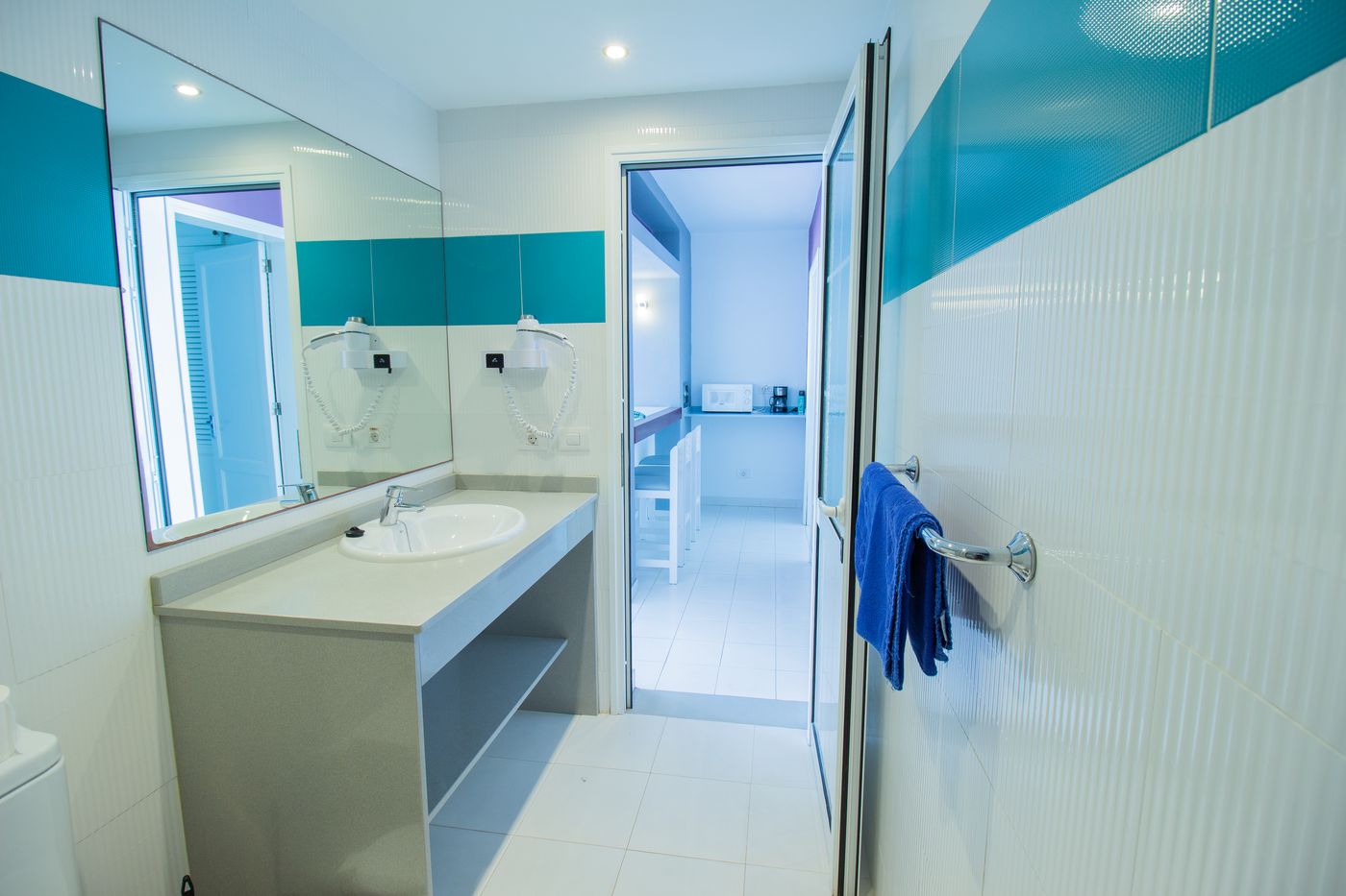 Vista Mar Apartments