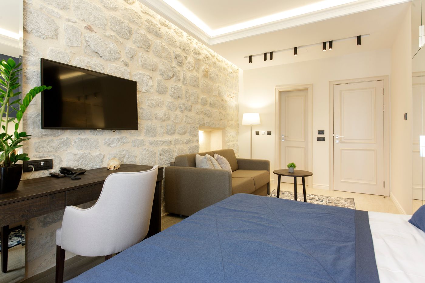 Heritage Leon Coronato-Montenegro-Perast-General view-4